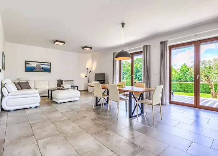 Luna Nera By Interhome Vila