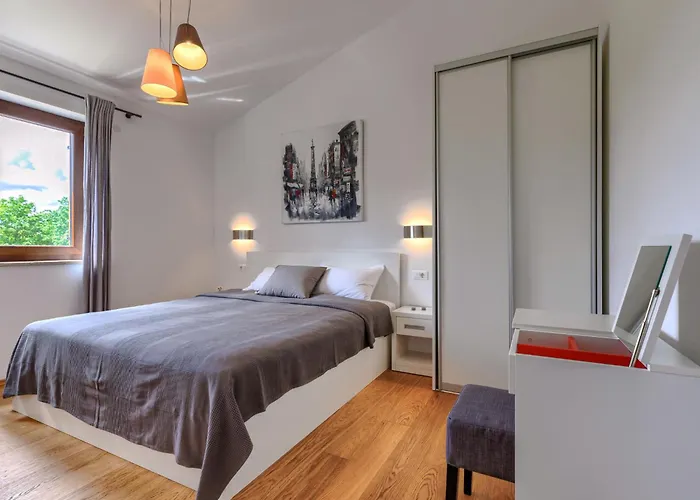 Luna Nera By Interhome Villa *
