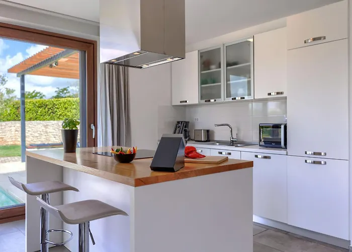 Luna Nera By Interhome