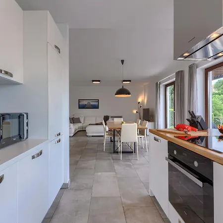 Luna Nera By Interhome