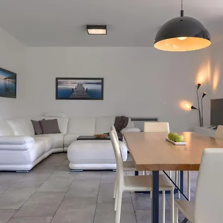 Luna Nera By Interhome Villa *