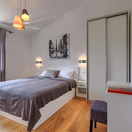 Luna Nera By Interhome Villa *
