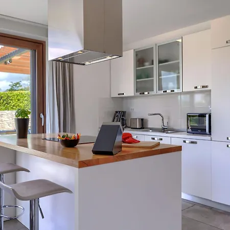Luna Nera By Interhome