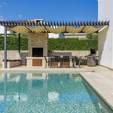 Luna Nera By Interhome Villa *